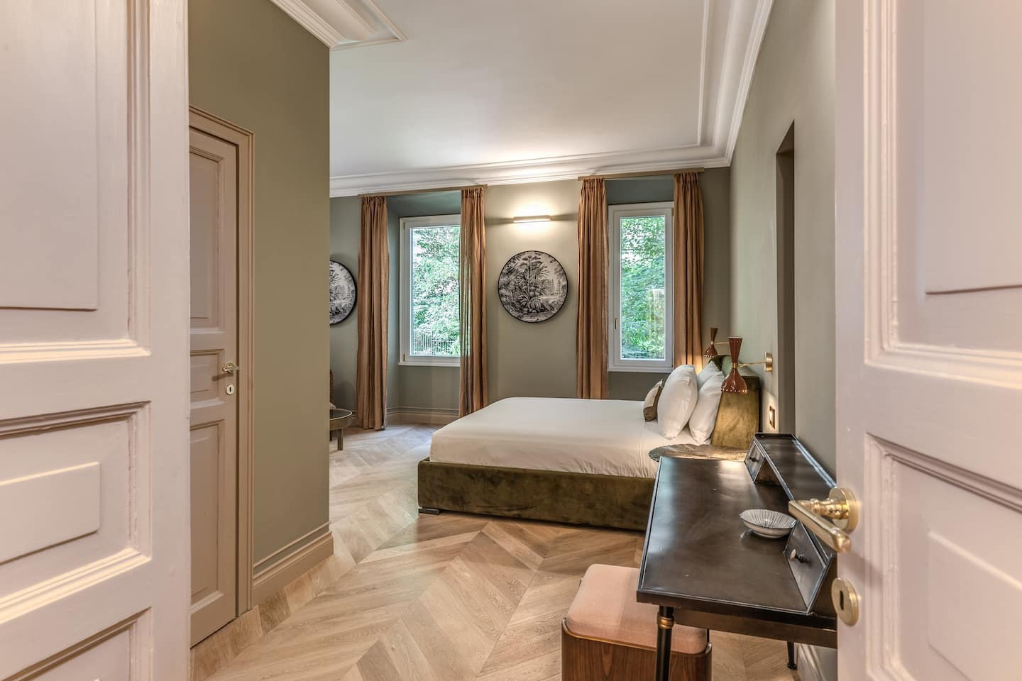 Trastevere · Elegant Essences