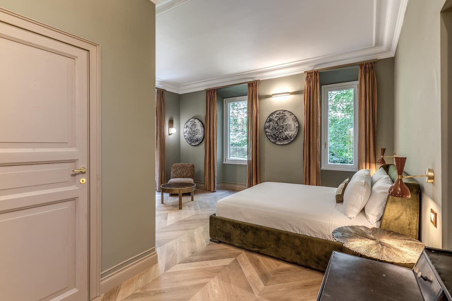 Trastevere · Elegant Essences · 6