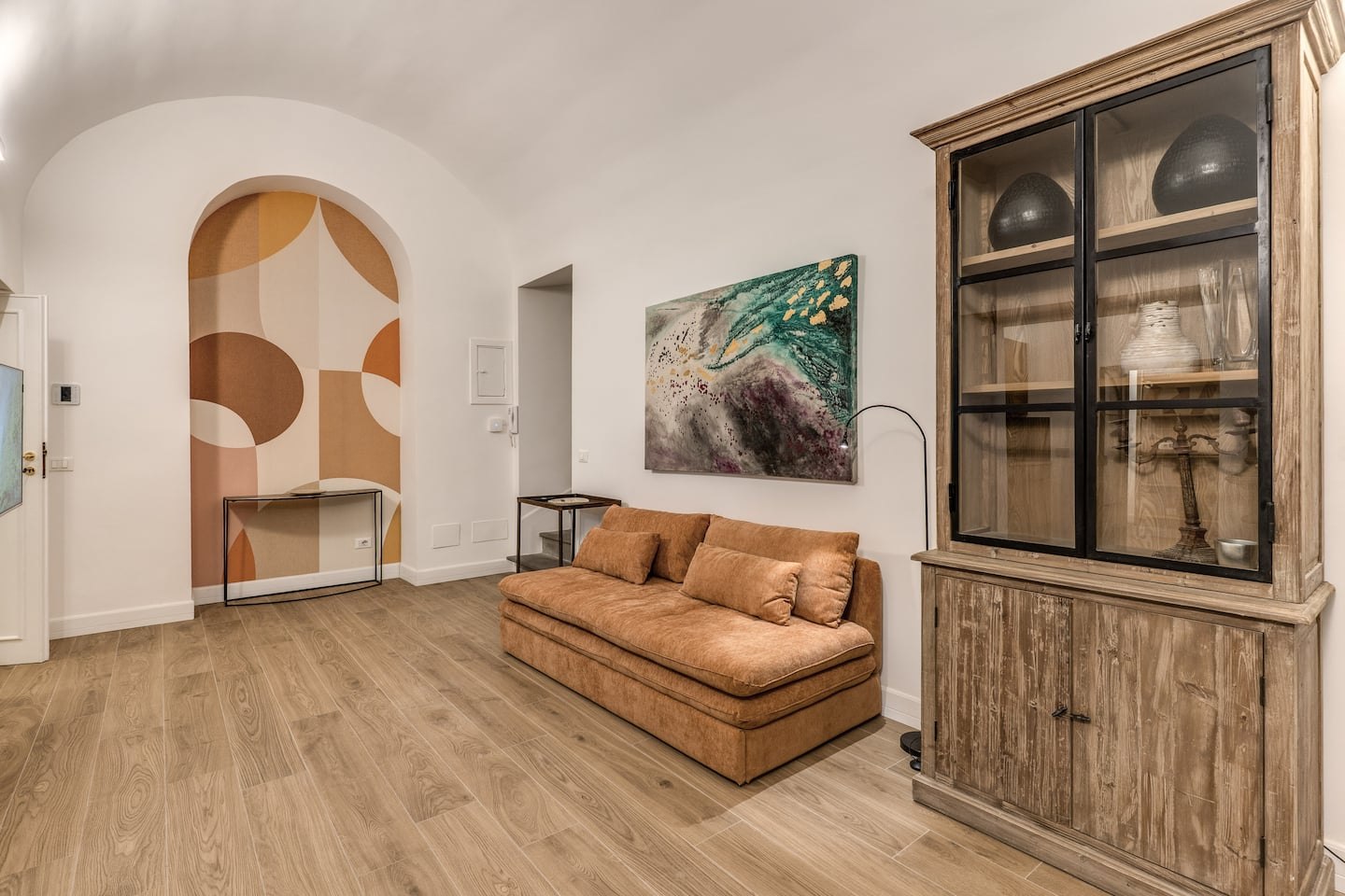 Colosseo · Hip & Elegant · 9